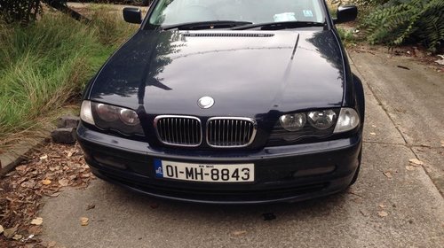 Usa fata BMW E46 an 2001 albastra 330 din dez
