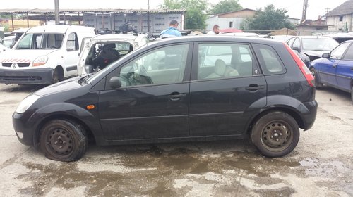 USA FATA FORD FIESTA 1.4B 2004