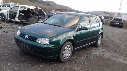 Usa Fata Stanga/Dreapta Volkswagen Golf 2001 Berlina Verde Pret Pe Bucata