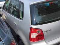 Usa fata stanga Vw Polo 9N culoare argintiu LA7W