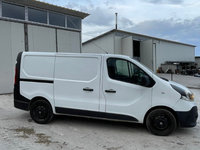 Usa laterala Renault Trafic An Fabricatie 2017