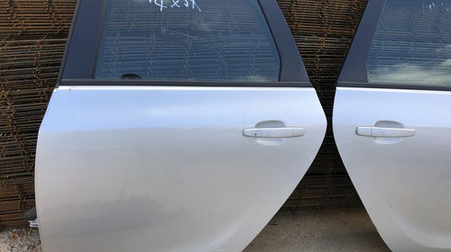 Usa / portiera spate stanga / dreapta Opel Astra J break / caravan