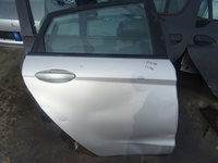 Usa Spate Dreapta Ford Fiesta din 2010 putin lovita fara rugina