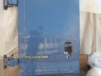 Usa spate Nissan Primastar an 2001-2014
