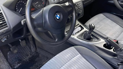 Usa stanga fata BMW E87 2006 hatchback 2.0