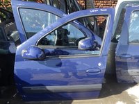 Usa stanga fata Dacia Logan MCV din 2011 completa lovita