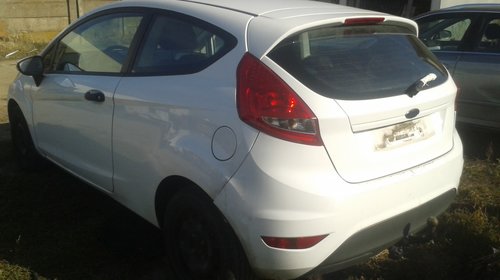 Usa stanga fata Ford Fiesta 2010 HATCHBACK 1.4 TDCI