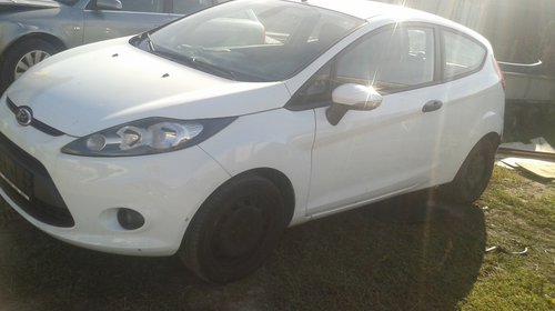 Usa stanga fata Ford Fiesta 2010 HATCHBACK 1.4 TDCI