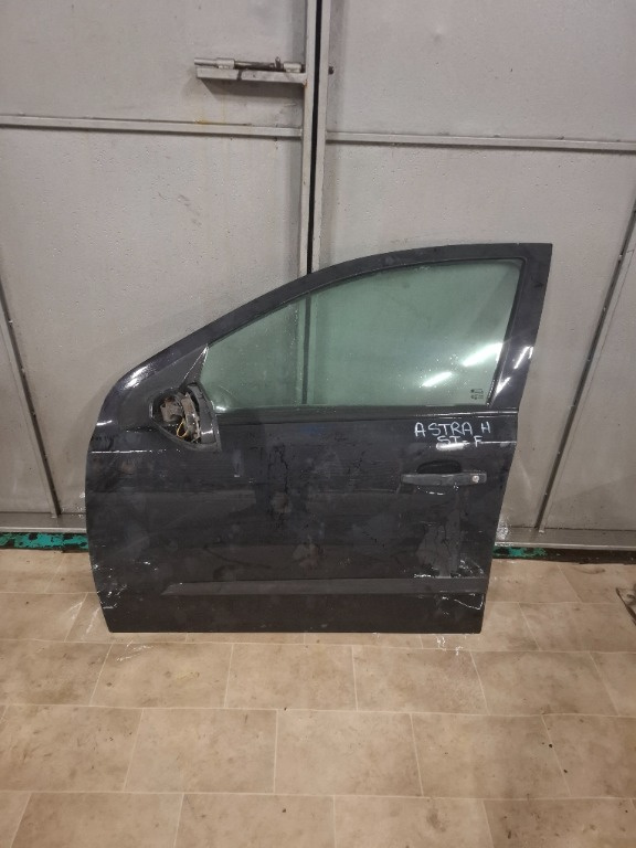Usa stanga fata Opel Astra H (Sedan/Break/Hatchback) - cu geam, incuietoare si macara - Cod 13186550 - imagine 1