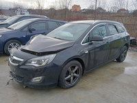 Usa stanga fata Opel Astra j Sports Tourer 2012