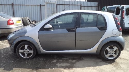 Usa stanga fata Smart ForFour 2005, 1.5 Benzina, motor M135950