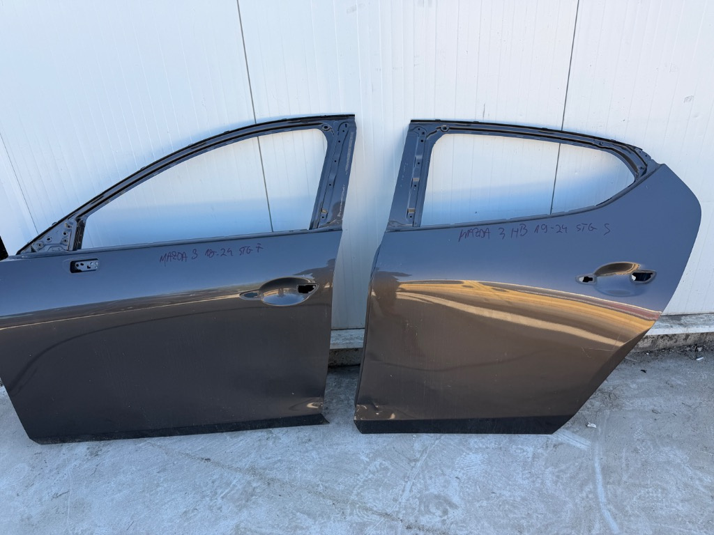 Usa stanga fata / usa stanga spate Mazda 3 Hatchback 2019/2020/2021/2022/2023/2024