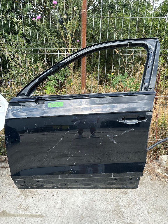 Usa stanga fata Volkswagen Touareg 3 2019/2020/2021/2022/2023