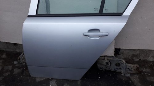 Usa stanga spate dezechipata Opel Astra H hatchback