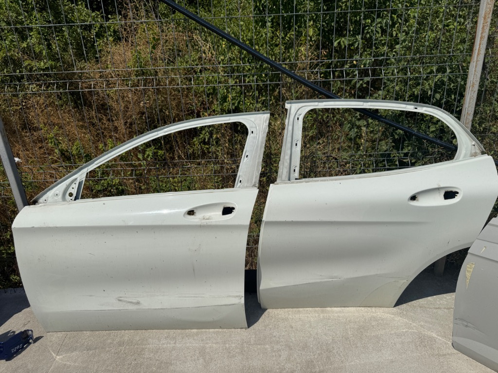 Usa stanga spate Mercedes GLA X156 W156 2015/2016/2017/2018/2019 CULOARE ALBA