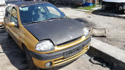 Usa stanga spate Renault Clio 2 Hatchback 1.4 benzina 8v (E7J780), an 1998