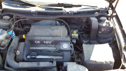 Usa stanga spate VW Golf 4 2000 break 1.6