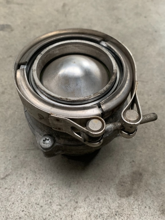 Valva bypass Audi biturbo cod 059145901B