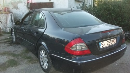 vand bara spate Mercedes E270 anul 2005