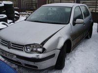 Vand Piese din Dezmembrari Vw Golf 4 1.6 Benzina An 2001