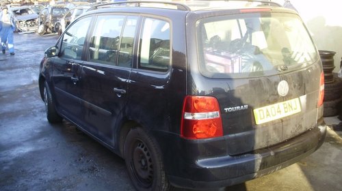 Vand Piese din Dezmembrari VW Touran 2004 1.6