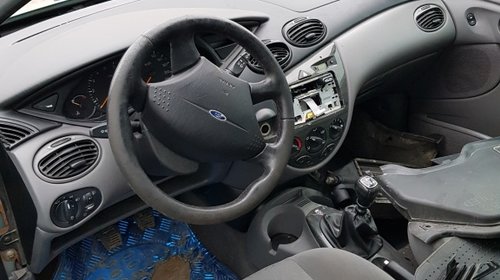 Vas expansiune Ford Focus 2000 LIMUZINA 1,8