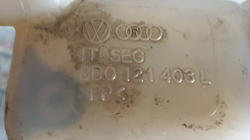 Vas expansiune original VW Passat B5 cod piesa : 8D0121403L