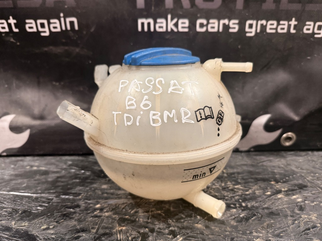 Vas expansiune Volkswagen Passat B6 - imagine 2