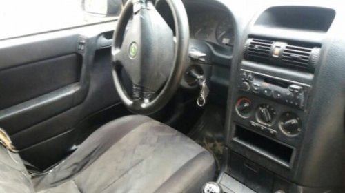 Vas lichid parbriz Opel Astra G 1999 Break Combi 1.7