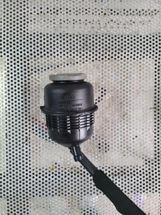 Vas lichid servo Audi A4 B8 1.8 TFSI combi an de f