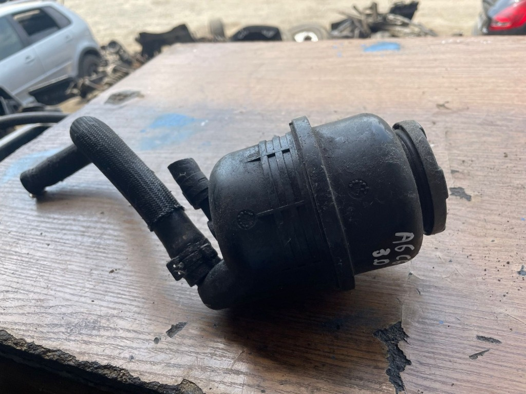 Vas lichid servo servodirectie Audi A4 A