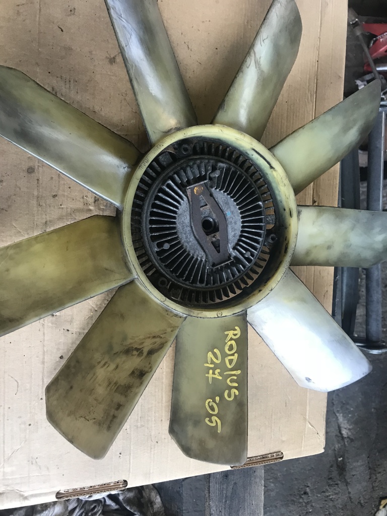 Vascocuplaj Ssangyong Rodius 2.7 2005 cod 6652000223