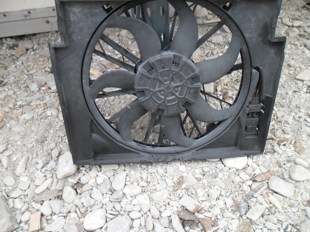 Ventilator BMW 530D 2006 sh de vanzare cu garantie si retur - #328065466