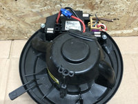 Ventilator climatizare Skoda Octavia 1.6 TDI combi 2011 (cod intern: 12401)