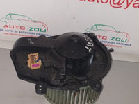 Ventilator habitaclu VW PASSAT B5.5 din 2004