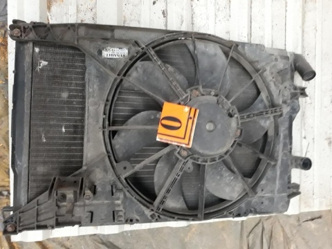 Ventilator racire cod8200702960 - Dacia logan MCV 1.5 dci, an 2007
