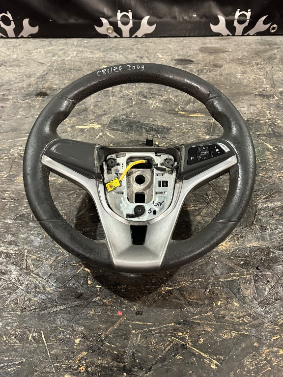 Volan 3 spite cu comenzi piele Chevrolet Cruze 2008-2016 / Opel Astra J - Cod 95229504 - imagine 1