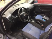 Volan 3 spite piele Vw Golf 4 1.6 SR an 2000 albastru