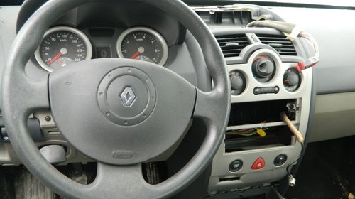 Volan cu airbag Renault Megane 2 model 2004