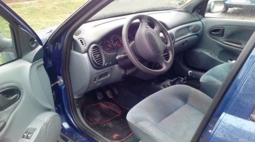 VOLAN CU AIRBAG RENAULT MEGANE FAB. 1999 , 1.