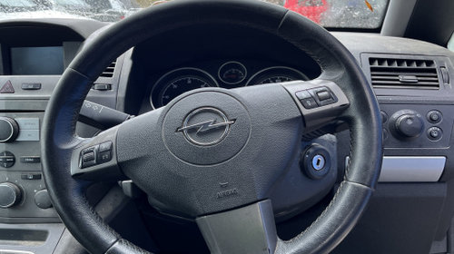 VOLAN FARA AIRBAG (piele, comenzi) Opel Zafir