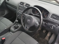 Volan piele cu comenzi golf 6