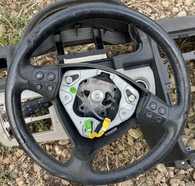 VOLAN PIELE CU COMENZI MERCEDES A CLASS W169 COD. A1694600203