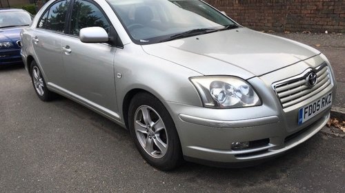 Volan Toyota Avensis 2004 hatchback 2.0