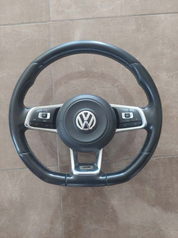 Volan Volkswagen B8 R-line-500 EURO sh de vanzare cu garantie si retur ...