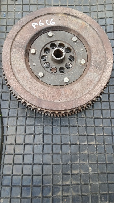 Volanta 2.7 TDI MULTITRONIC AUDI A6 c6 2004 -2010 Tracțiune fata