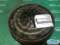 Volanta 8200157750 1.9 DCI cu Placa si Disc Mitsubishi SPACE STAR DG0 1998