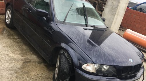 Volanta BMW Seria 3 E46 2001 BERLINA 2.0 d 13