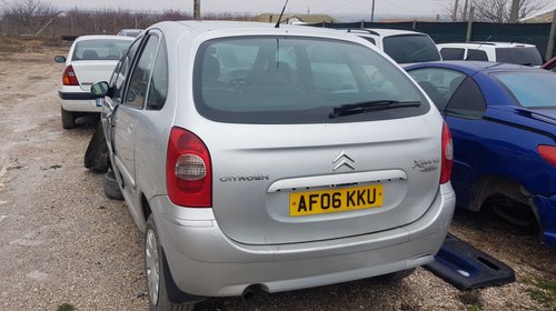 Volanta Citroen Xsara Picasso 2004 Hatchback 1.6