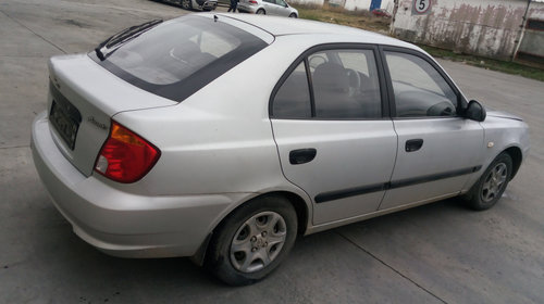 Volanta Hyundai Accent 2005 Berlina 1.5